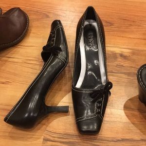 Franco Sarto elegant and playful! Black knockouts!